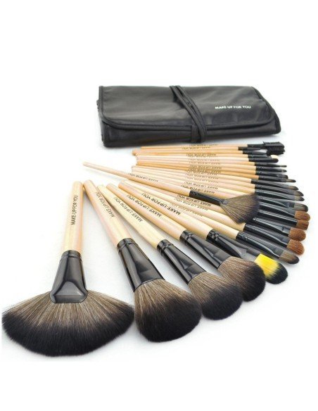 Set de 24 brochas y pinceles para maquillaje profesional Set de 24 brochas y pinceles para maquillaje profesional
