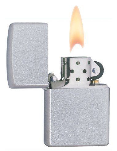 Encendedor Zippo Classic Regular Satin Chrome - Plateado