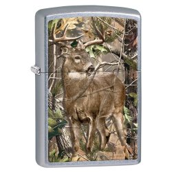 Encendedor Zippo Stamp Realtree Camo Buck Deer 29310 Street Chrome - Plateado