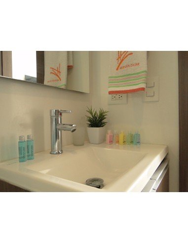 Kit  Viajero de Aseo Personal Airbnb Collection Hoteles Hospedajes