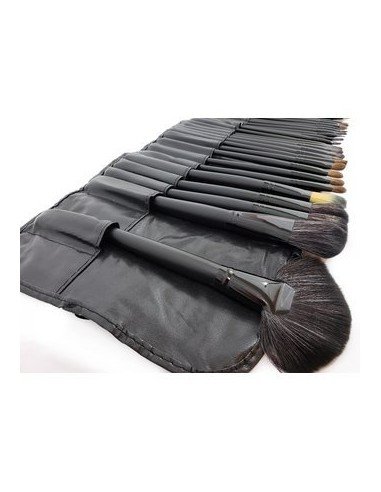 Set de 24 brochas y pinceles para maquillaje profesional