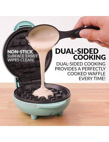 Nostalgia Mini Waffles Sanduchera eléctrica MWF5A